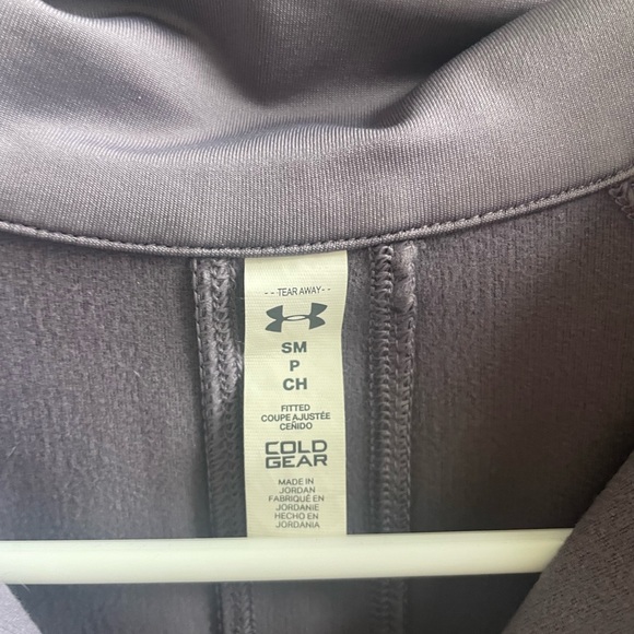 Under Armour purple Long Sleeve Pullover - Picture 2 of 4